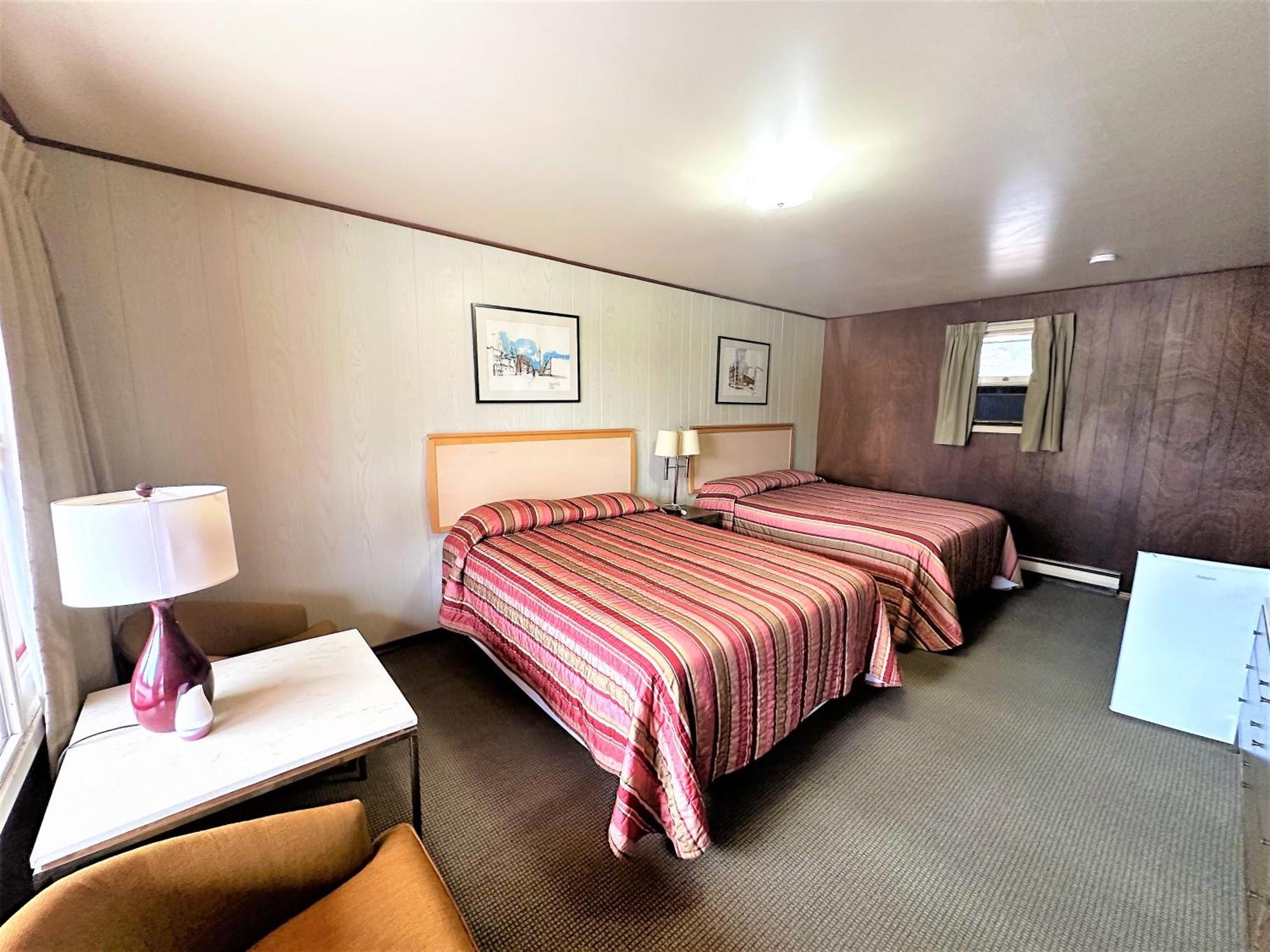 Red Top Motor Inn Iron Bridge 외부 사진