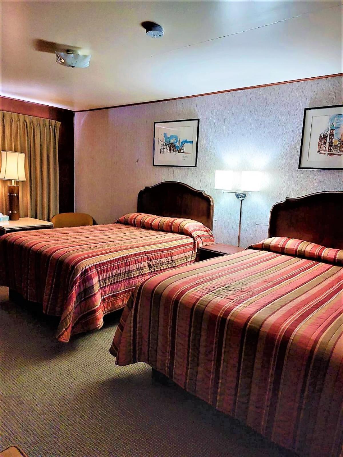 Red Top Motor Inn Iron Bridge 외부 사진