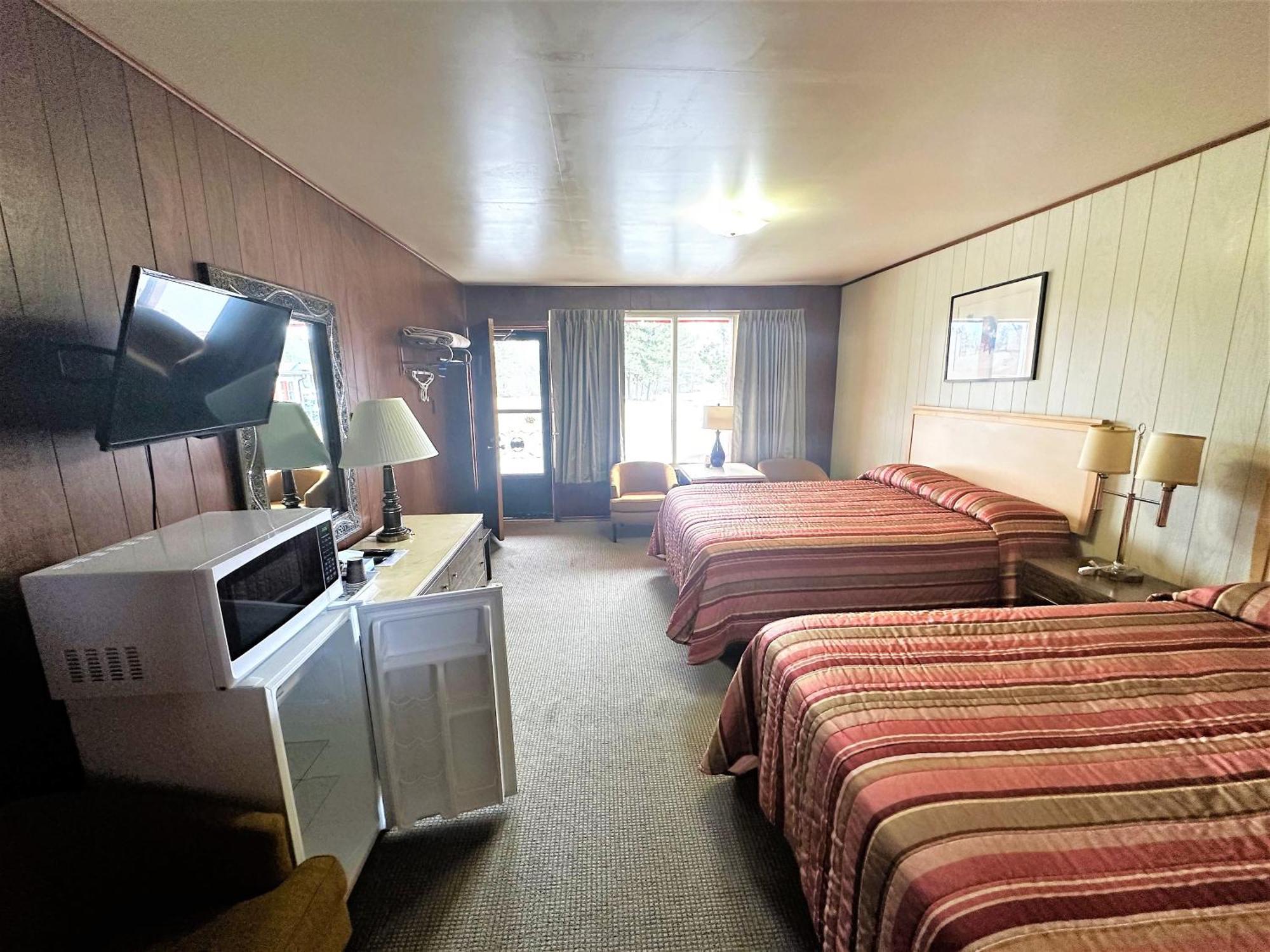 Red Top Motor Inn Iron Bridge 외부 사진