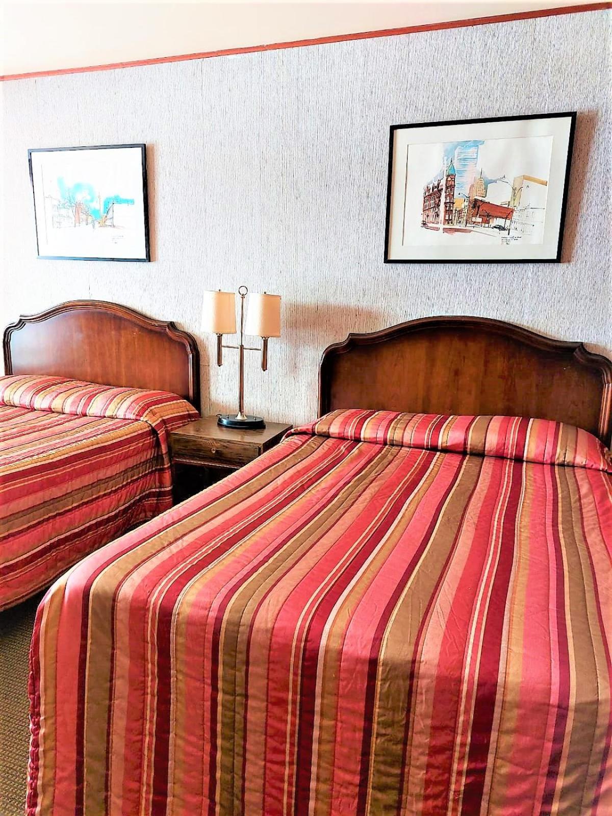 Red Top Motor Inn Iron Bridge 외부 사진