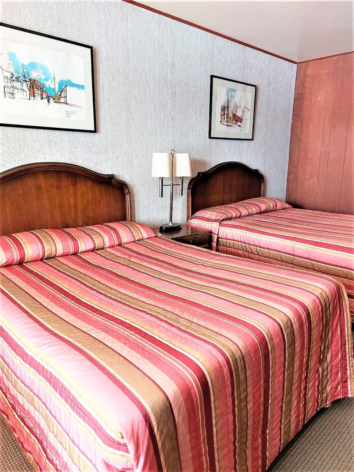 Red Top Motor Inn Iron Bridge 외부 사진