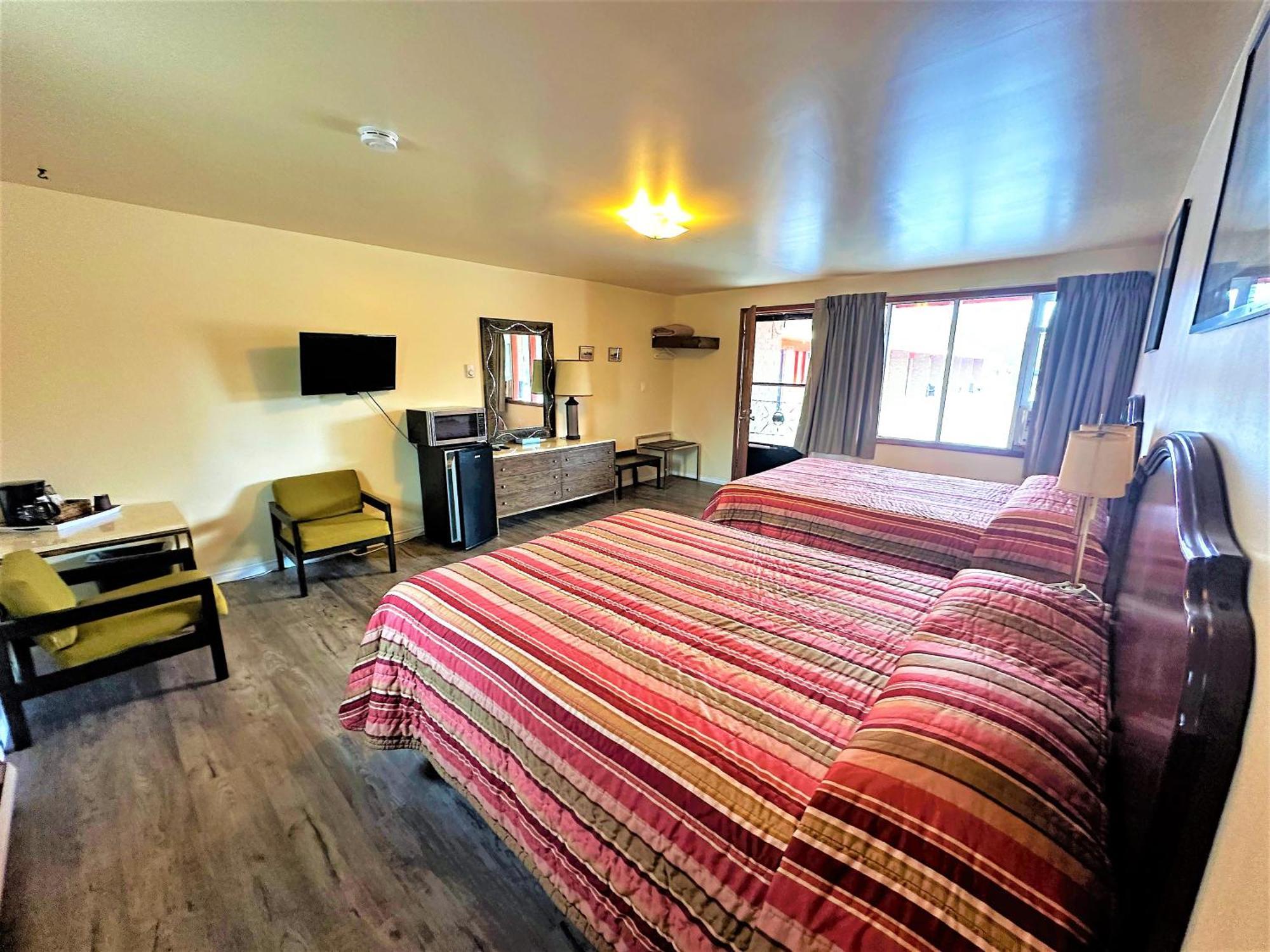 Red Top Motor Inn Iron Bridge 외부 사진