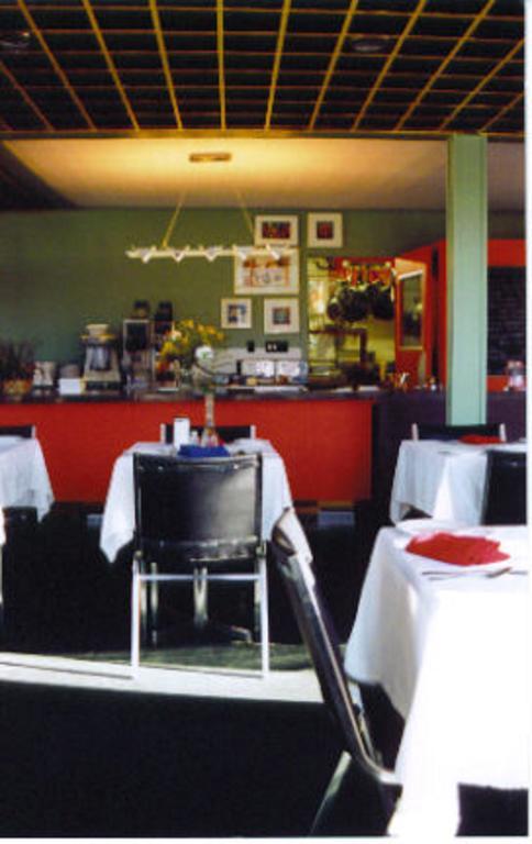 Red Top Motor Inn Iron Bridge 외부 사진